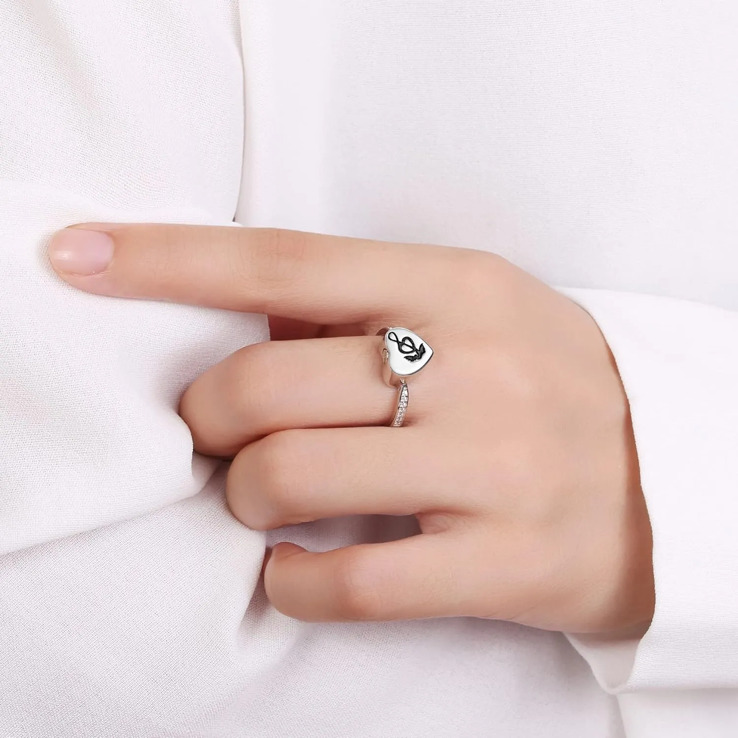 Sterling Silver Urn Rings for Women Hold Loved Ones Ashes: Heart Cremation Jewelry Rings for Ashes for Girls - Ashes Keepsake Memorial Jewelry Gifts for A Loss of Loved Ones